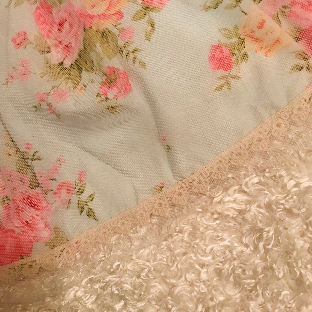 Floral & Tulle Dress - Picture 3 of 5